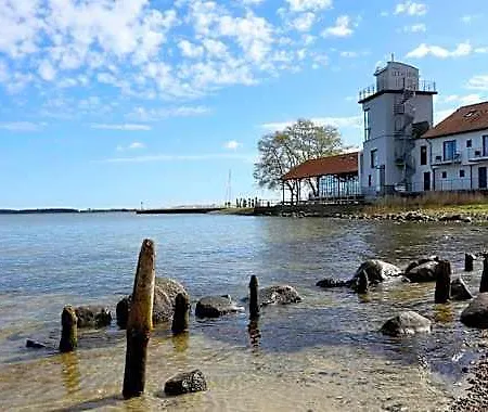 & Restaurant Utkiek Hotell 2*