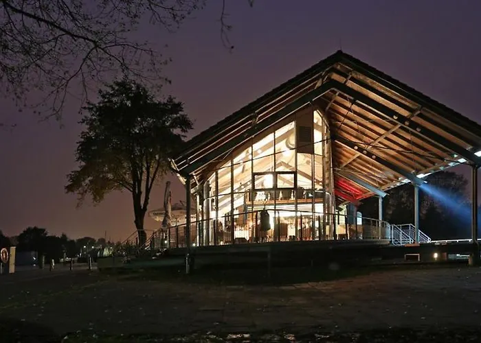 & Restaurant Utkiek Hotel